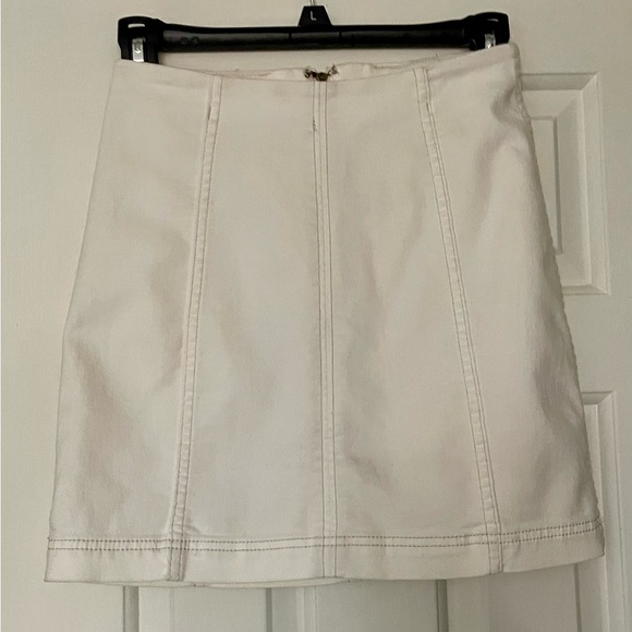 Free People White Stretch Mini Skirt Sz 2 - Picture 6 of 12